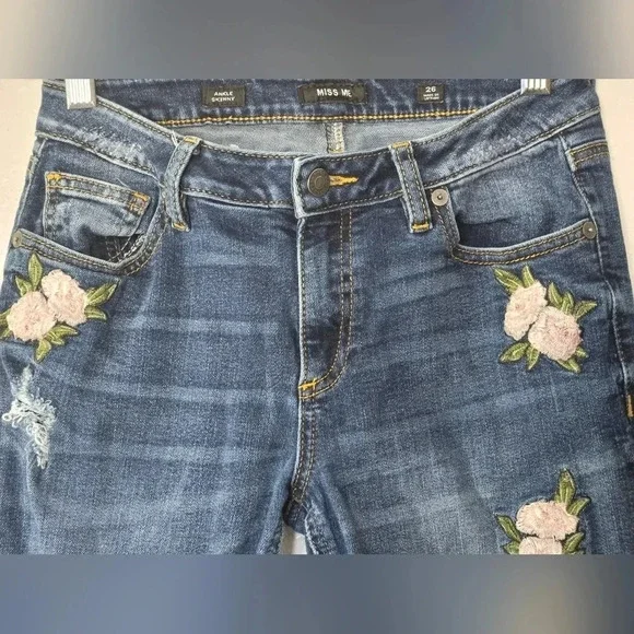 ♥️ Miss Me ♥️ | Embroidered Patch Floral Ankle Skinny Jeans Sz 26 - Picture 8 of 8
